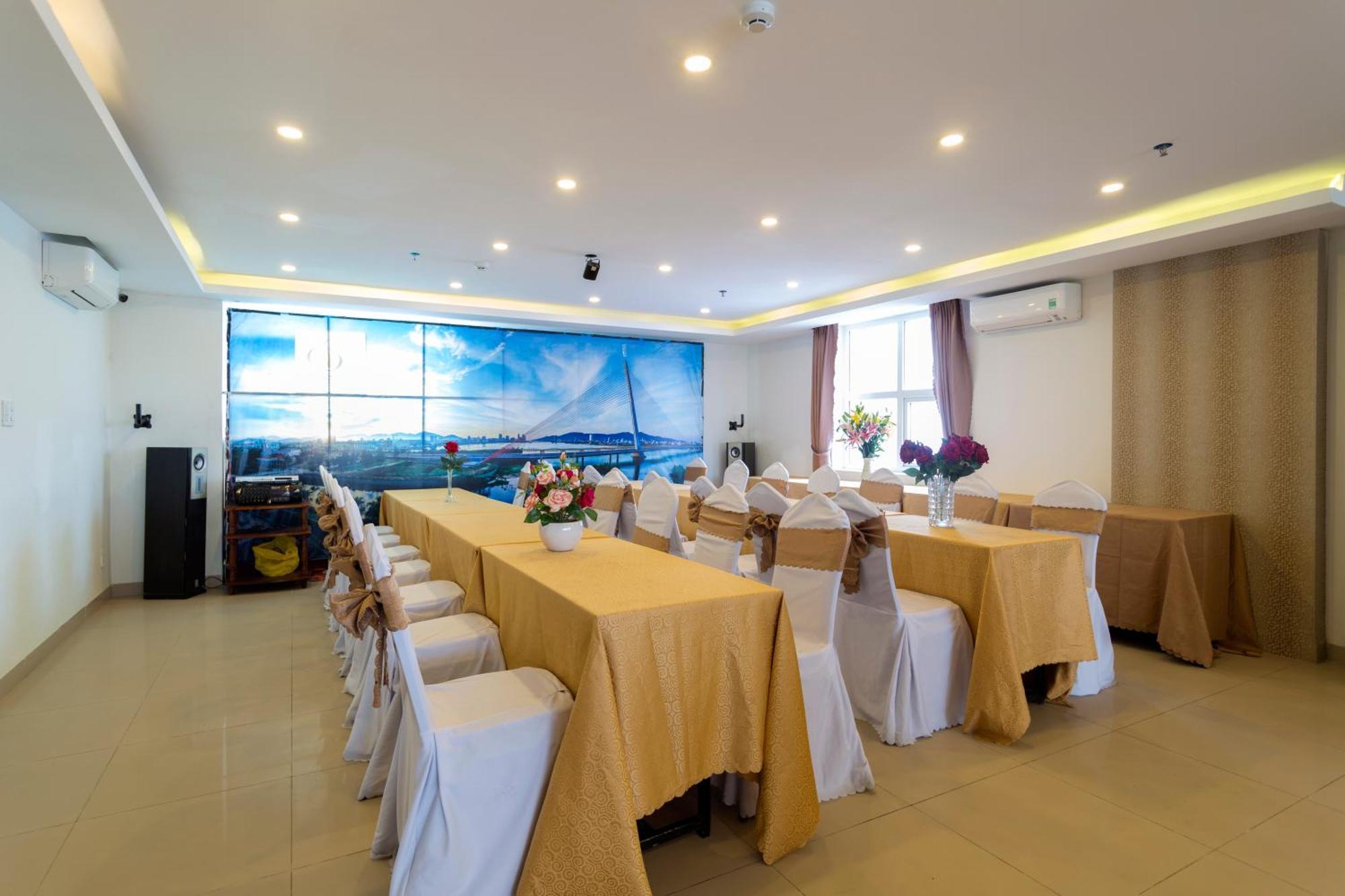 Golden Light Da Nang Hotel Εξωτερικό φωτογραφία