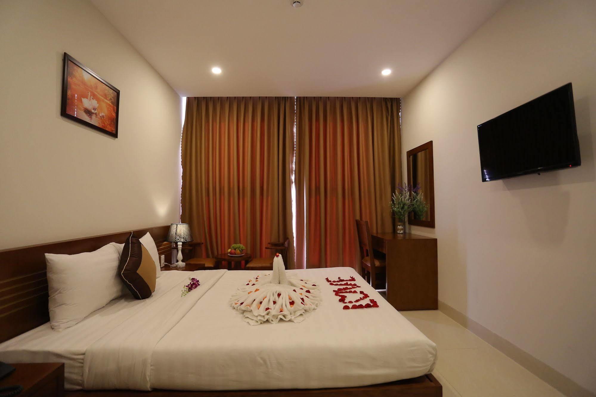 Golden Light Da Nang Hotel Εξωτερικό φωτογραφία